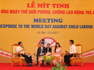 Để trẻ em thực sự là những “búp trên cành”