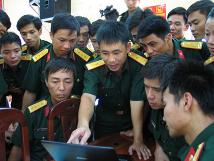 Bế giảng lớp bồi dưỡng thông tin viên, cộng tác viên báo-truyền hình 2011