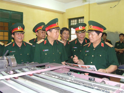 Tập trung xây dựng đội ngũ chuyên gia và nhà khoa học đầu ngành