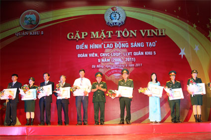 Tôn vinh lao động sáng tạo-vẻ đẹp của lính thợ Khu 5