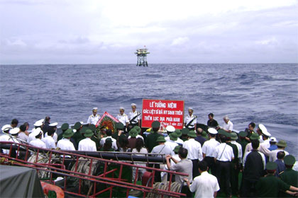 Sống đẹp giữa trùng khơi (Tiếp theo và hết)