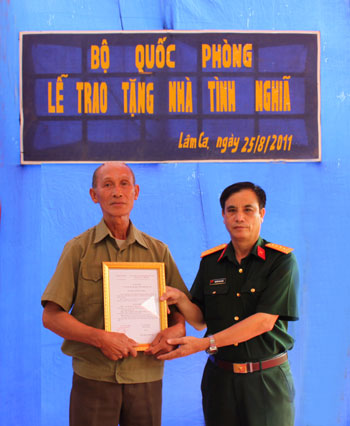 Ông Lỵ có nhà mới