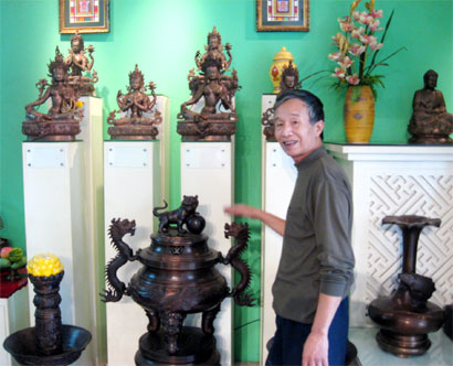 Người giữ lửa làng đồng Ngũ Xã