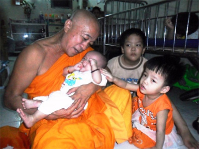 Cha của… 243 con