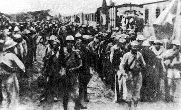 Chặn địch, bảo toàn lực lượng