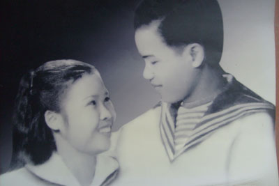 Chuyến đi 10 năm sau ba ngày trăng mật