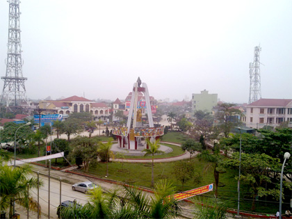 Đất nở hoa trên vùng quê cách mạng