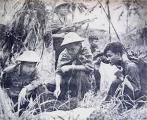 Pháo binh luồn sâu tập kích