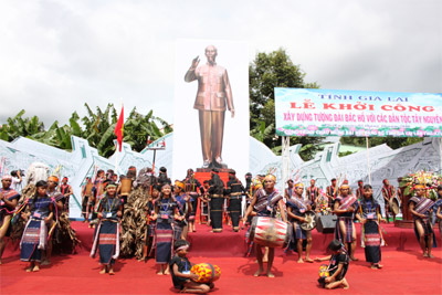 Khởi công xây dựng tượng đài Bác Hồ với các dân tộc Tây Nguyên