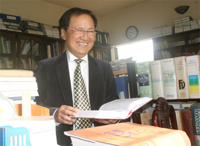 Viết về trí thức, giúp lớp trẻ tìm thấy những tấm gương sáng láng