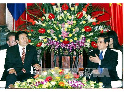 Lãnh đạo nước ta tiếp Chủ tịch Quốc hội Mông Cổ