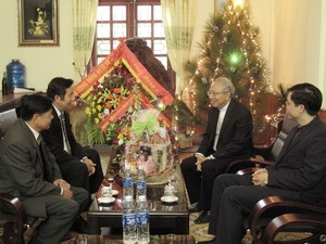 Chúc mừng chức sắc, giáo dân nhân lễ Giáng sinh