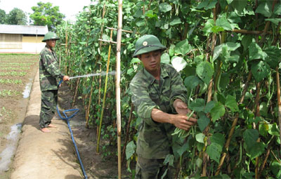 Vượt khó để “Nuôi quân giỏi, quản lý tài chính tốt”