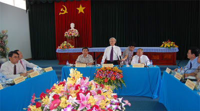 Chủ tịch Quốc hội Nguyễn Phú Trọng thăm và làm việc tại Long An