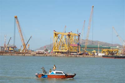 “Rằng hay thì thật là hay…”