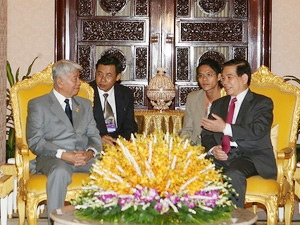 Chủ tịch nước Nguyễn Minh Triết kết thúc tốt đẹp chuyến thăm Lào và Cam-pu-chia