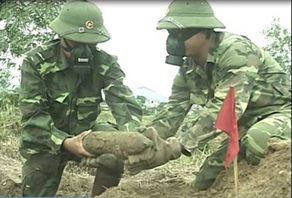 Xử lý an toàn quả bom 500 bảng Anh