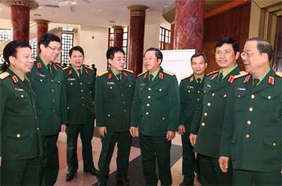 Tập trung lãnh đạo, chỉ đạo, thực hiện tốt chức năng tham mưu chiến lược