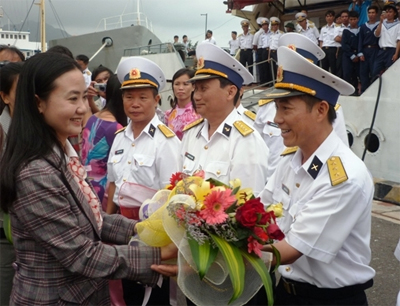 Xuân đến đảo chìm Tốc Tan