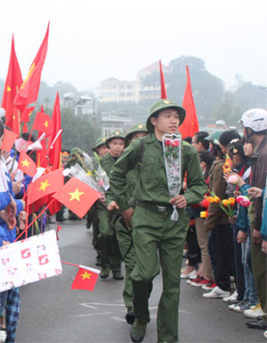 Tưng bừng hội tòng quân