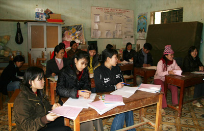 Dạy tiếng dân tộc thiểu số trong các cơ sở giáo dục phổ thông và trung tâm giáo dục thường xuyên