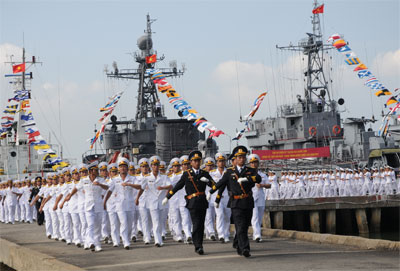 Bám sát đặc thù đơn vị, nâng cao trình độ từng chuyên ngành