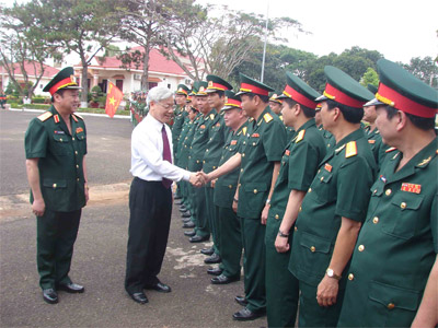 Tổng Bí thư Nguyễn Phú Trọng thăm cán bộ, chiến sĩ Binh đoàn Tây Nguyên