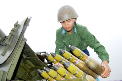 Tăng cường luyện tập các phương án SSCĐ trên không