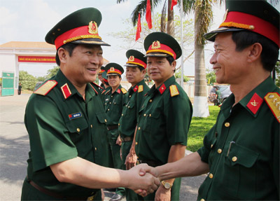 Trung tướng Ngô Xuân Lịch làm việc với Tỉnh ủy, Ủy ban Bầu cử đại biểu Quốc hội tỉnh Bình Phước và Binh đoàn 16