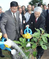 Hạnh phúc trong mối tình Việt – Lào