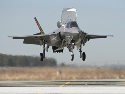 Thiếu tiền, I-ta-li-a giảm  quân