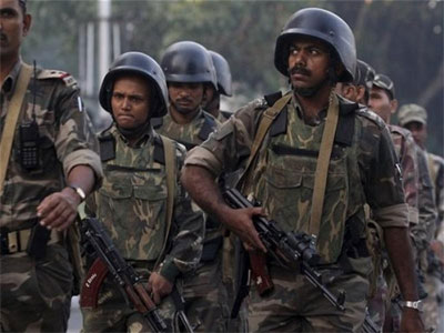 Binh sĩ Ấn Độ được trang bị thuốc hỗ trợ hoạt động trên núi cao