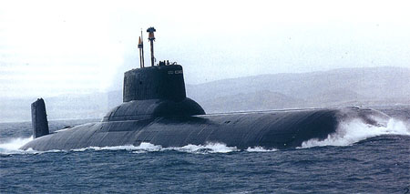 Bộ Quốc phòng Nga bác tin loại bỏ tàu ngầm lớp Akula