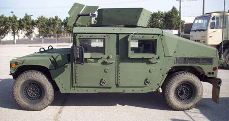 Saudi Arabia mua thêm xe bọc thép HUMVEE