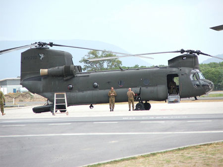 Australia tạm dừng các chuyến bay của trực thăng Chinook