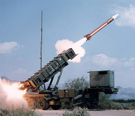 Raytheon xem xét khả năng xuất khẩu đạn tên lửa Patriot GEM-T