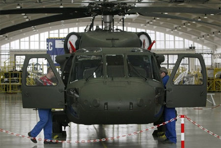 Brunei đặt mua 12 trực thăng đa nhiệm Black Hawks International
