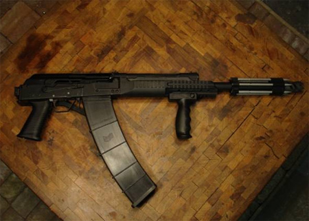 Nga: Công ty Izhmash phát triển súng trường tấn công AK-12 mới