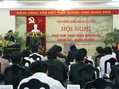 Đẩy mạnh phối hợp với chính quyền địa phương trong công tác quốc phòng-an ninh