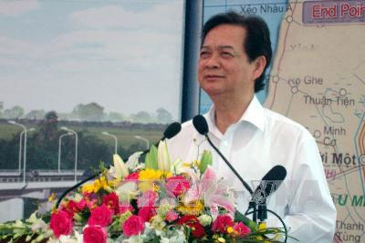 Thủ tướng Nguyễn Tấn Dũng phát lệnh khởi công xây dựng đường hành lang ven biển phía Nam