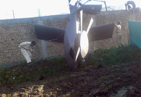 Pakistan trao trả xác trực thăng “tàng hình” cho phía Mỹ