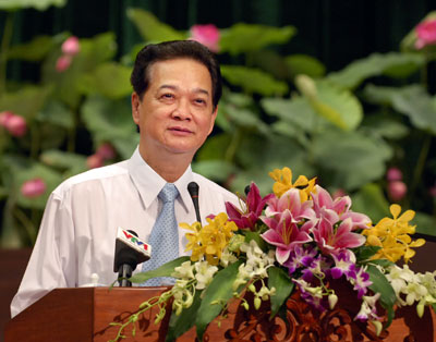 Vững bước trên con đường Chủ tịch Hồ Chí Minh đã chọn, tiếp tục đẩy mạnh công nghiệp hóa, hiện đại hóa đất nước