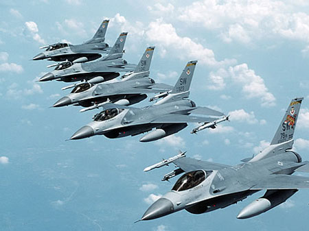 Đại bàng chiến F-16 vẫn đắt hàng tới năm 2020
