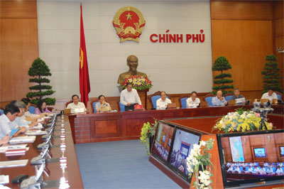 Lấy sự hài lòng của người dân và doanh nghiệp làm thước đo