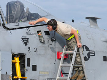 Không quân Mỹ bắt đầu kiểm tra máy bay chiến đấu quy mô lớn