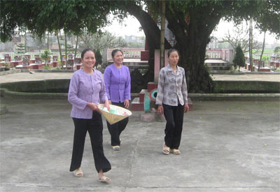 Ba người vợ bên nghĩa trang Yên Lộc