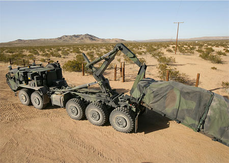 Oshkosh nhận nâng cấp xe tải hạng nặng của quân đội Mỹ