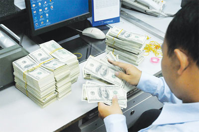 Áp lực tỷ giá cuối năm