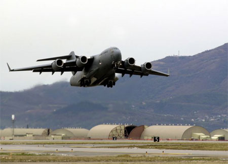 Boeing tiếp tục bàn giao máy bay vận tải C-17 Globemaster-3 cho RAAF