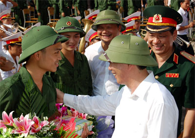 Niềm vui ngày lên đường